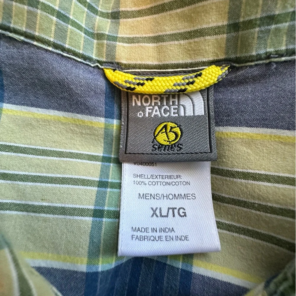 The North Face Shirt Men’s XL‎ Blue Yellow Plaid Short Sleeve Button Down
